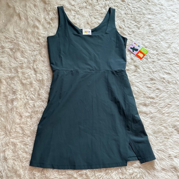 NWT Alder Get Dirty Dress 2.0 in Forest Green - Size Small - Picture 2 of 4
